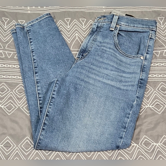 Levi's Denim - Levis Womens Silvertab High Waisted Straight Leg Mom Jeans Size 26